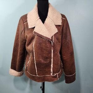 MARRAKECH Mariah Distressed Sherpa Coat Large
Lot L